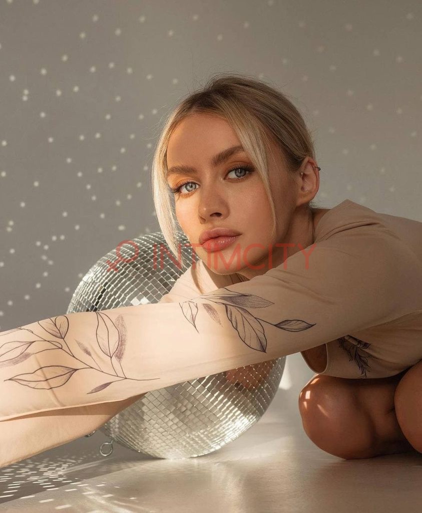 Шлюха Клауди Интимсити