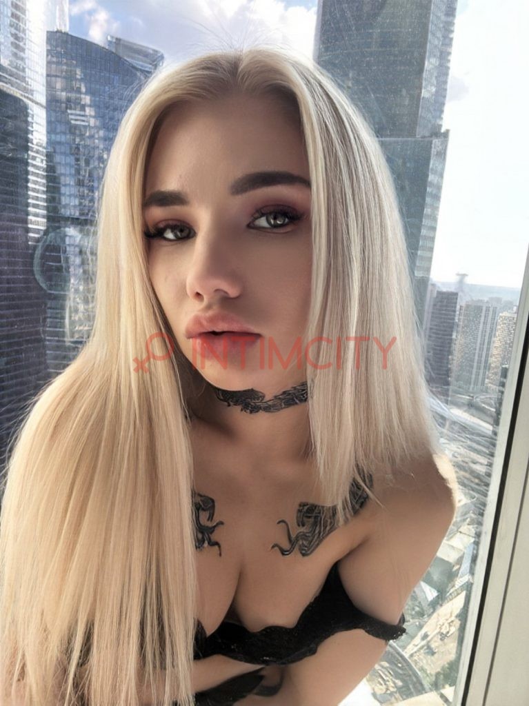 Эскортница Светик IntimCity