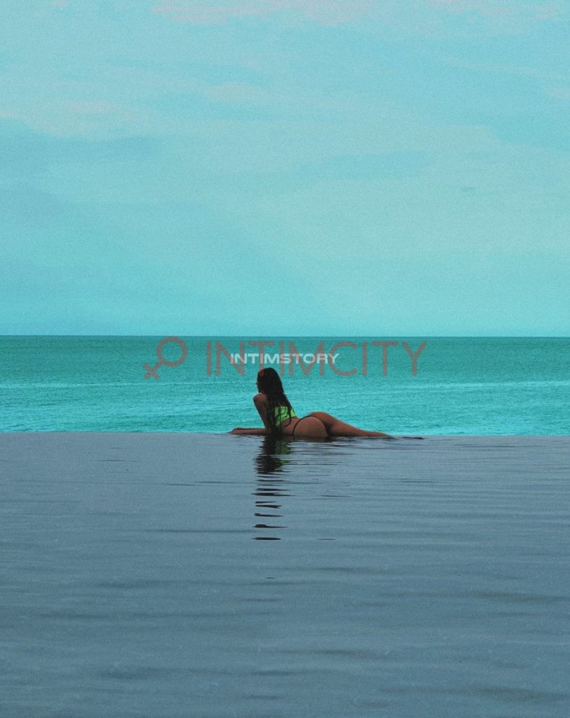 Эскортница Model Интимсити