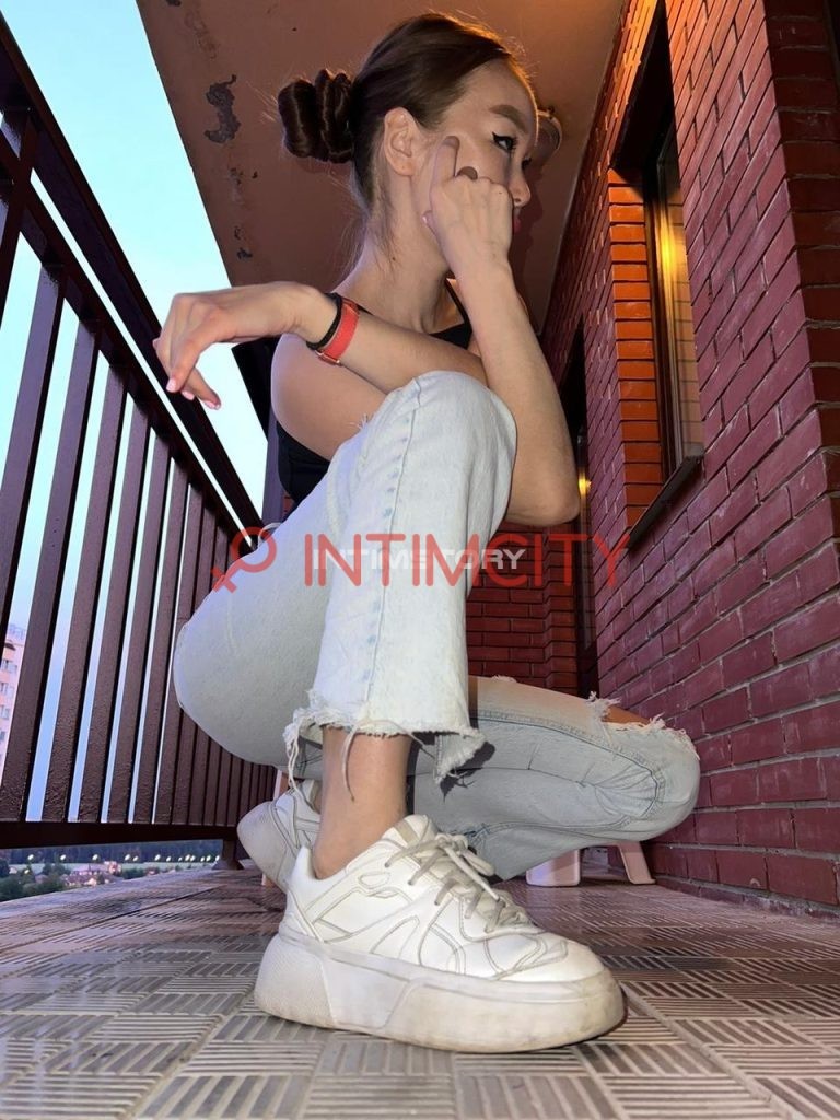 Эскортница Анжела IntimCity