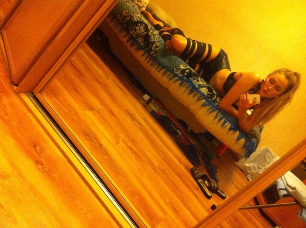 Эскортница Людмила IntimCity