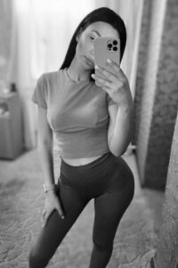 Элитная проститутка Софья IntimCity