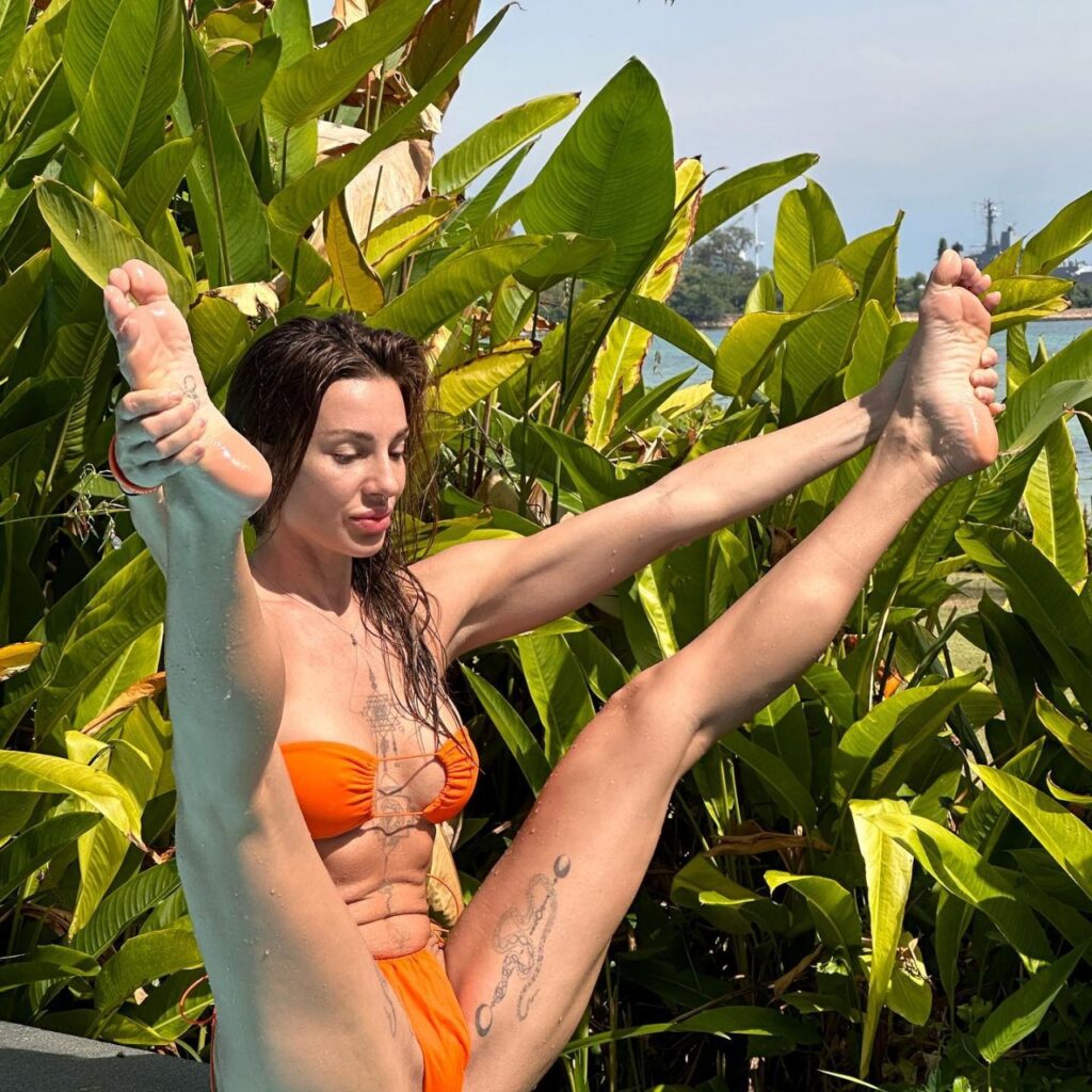 Элитная проститутка Рая IntimCity