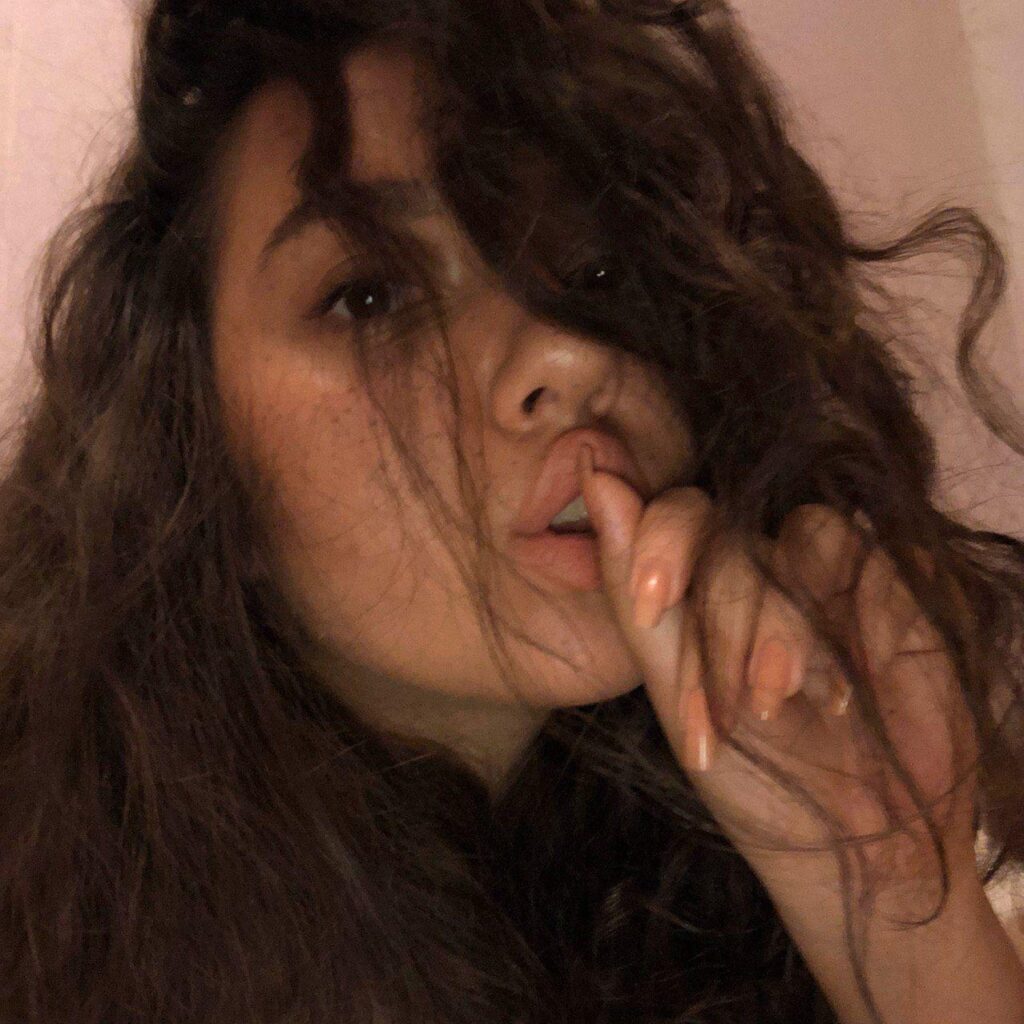 Эскортница Олька IntimCity