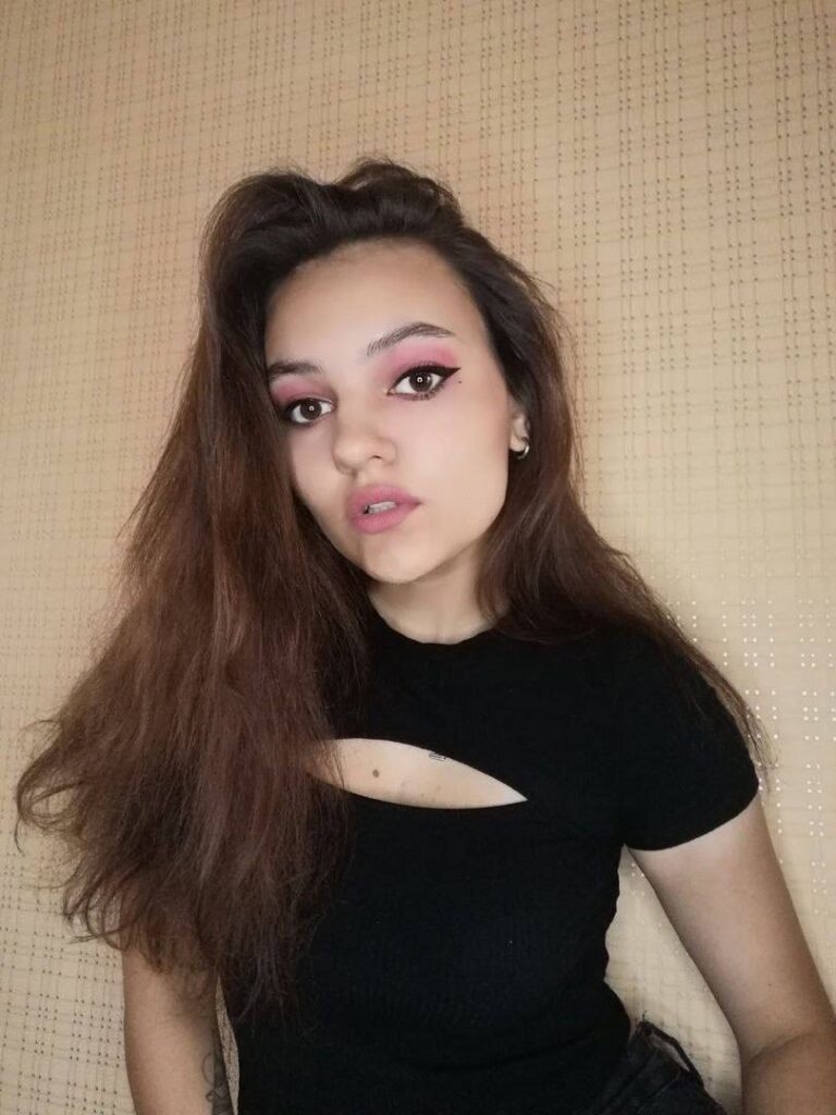 Индивидуалка Мирана IntimCity