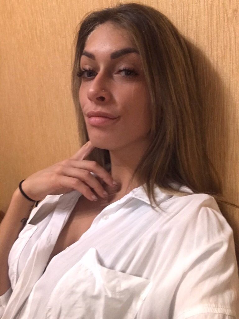 Элитная проститутка Люба IntimCity