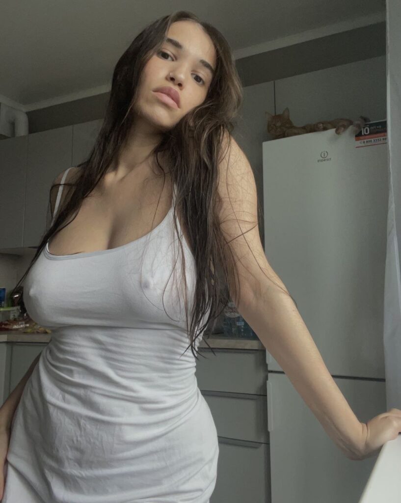 Элитная проститутка Алина Интимсити