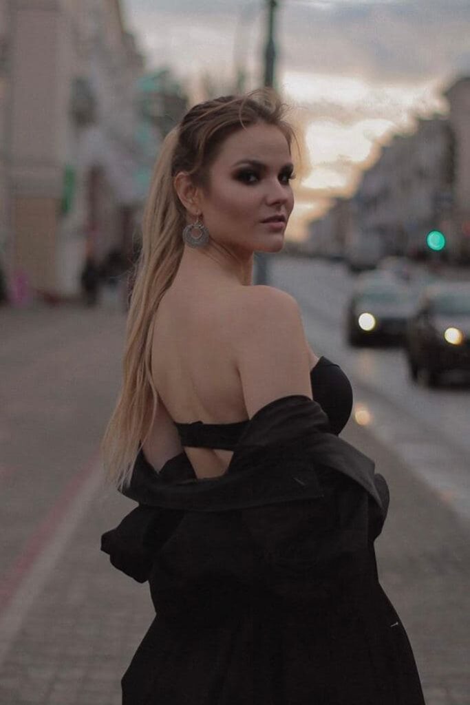 Шлюха 🎥 Ангелина Интимсити