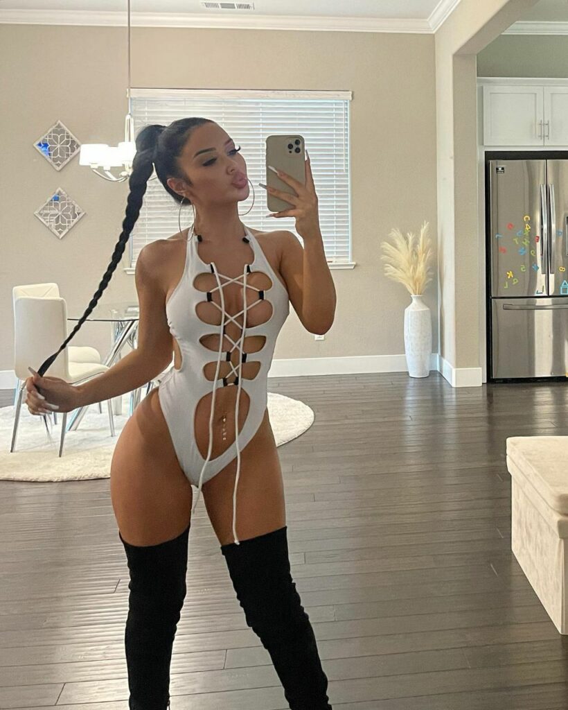 Эскортница Татьяна IntimCity