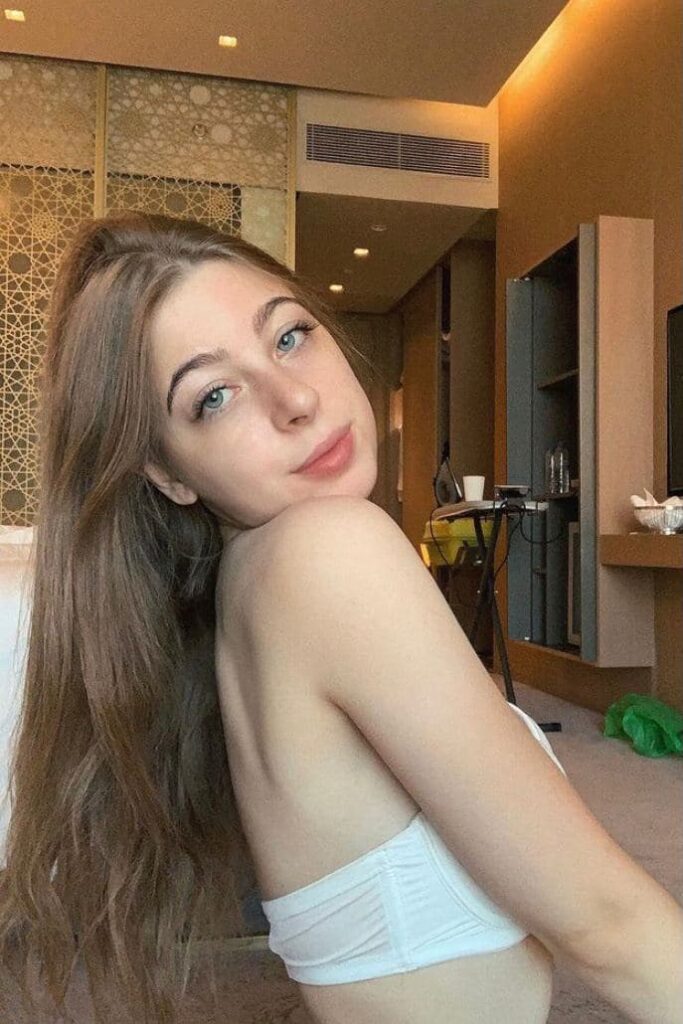 Элитная проститутка Клеопатра IntimCity